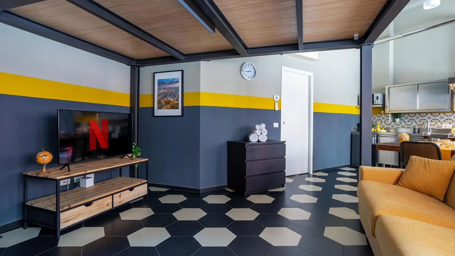 Duomo-Porta Venezia Design Loft Giallo 2 Milan Apartment